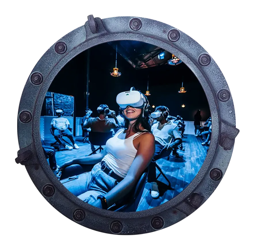 Titanic London Dock X